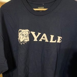 Yale Bulldogs Vintage Logo Tee XXL